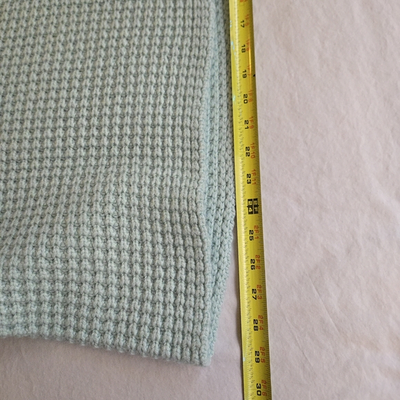 J. Crew Wool Blend Chunky Soft Mint Green Waffle Knit Infinity Scarf MI3 - Picture 5 of 7